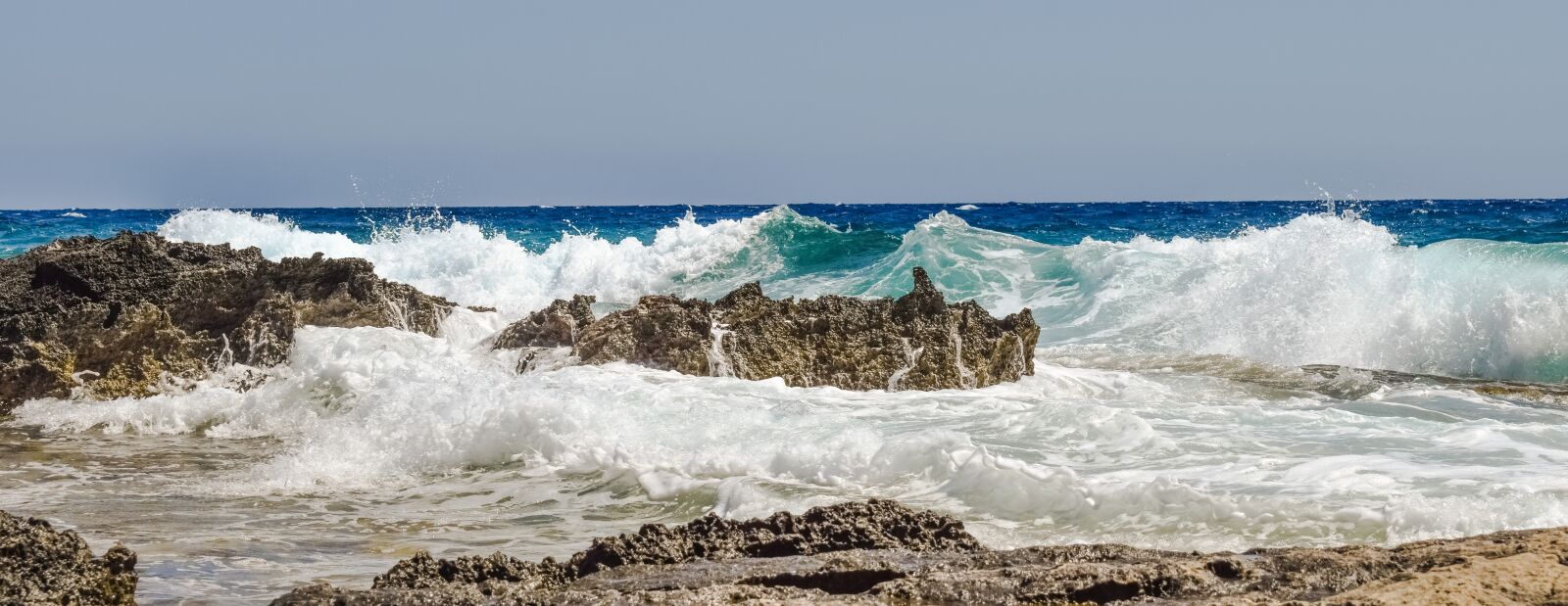 Nikon D3300 sample photo. Rocky coast, wave, smashing photography