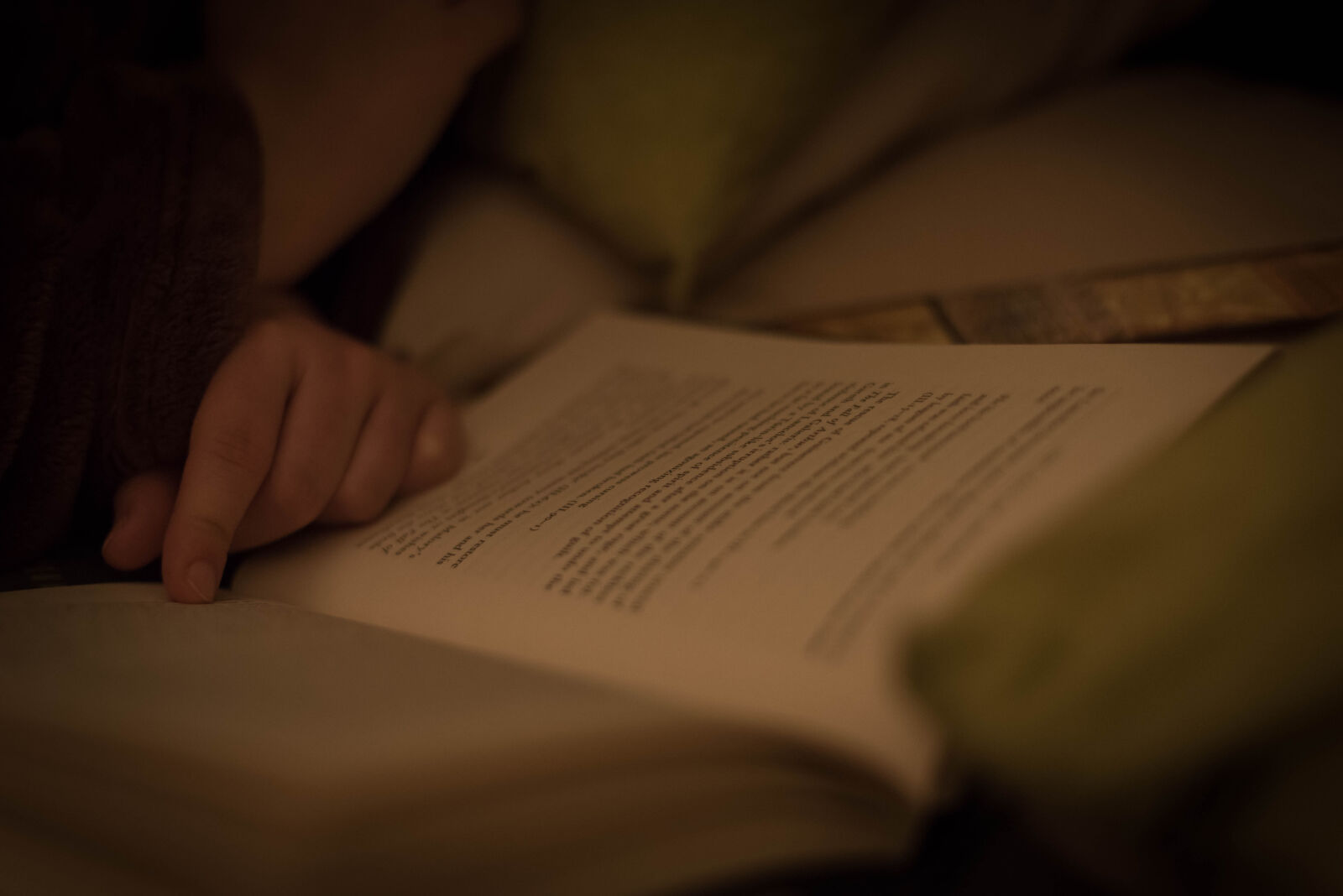 Nikon D750 + Nikon AF-S Nikkor 50mm F1.8G sample photo. Night photography
