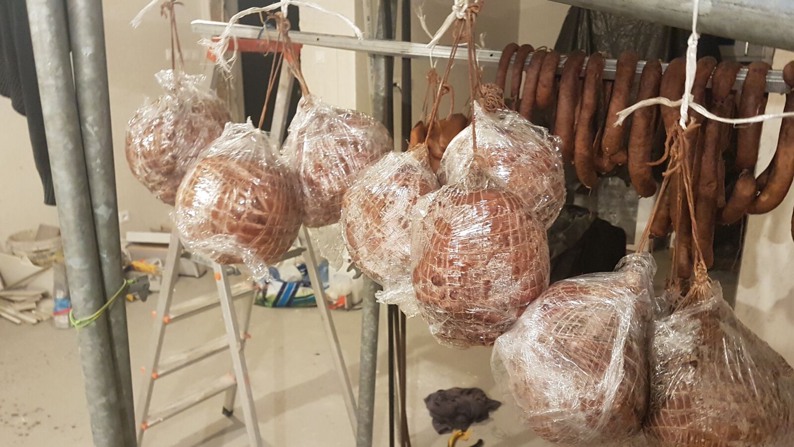 Samsung Galaxy S7 Edge sample photo. Eating, sausage, food photography