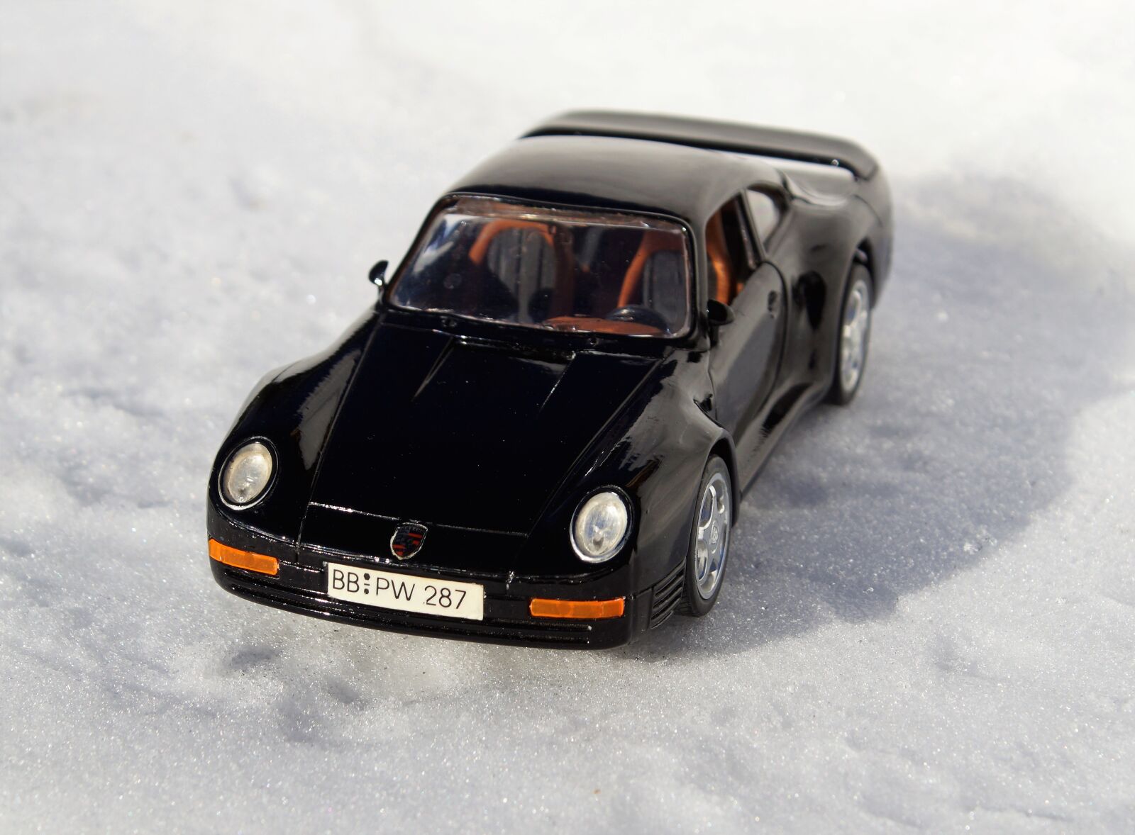 Sony DT 18-70mm F3.5-5.6 sample photo. Model car, porsche, 959 photography