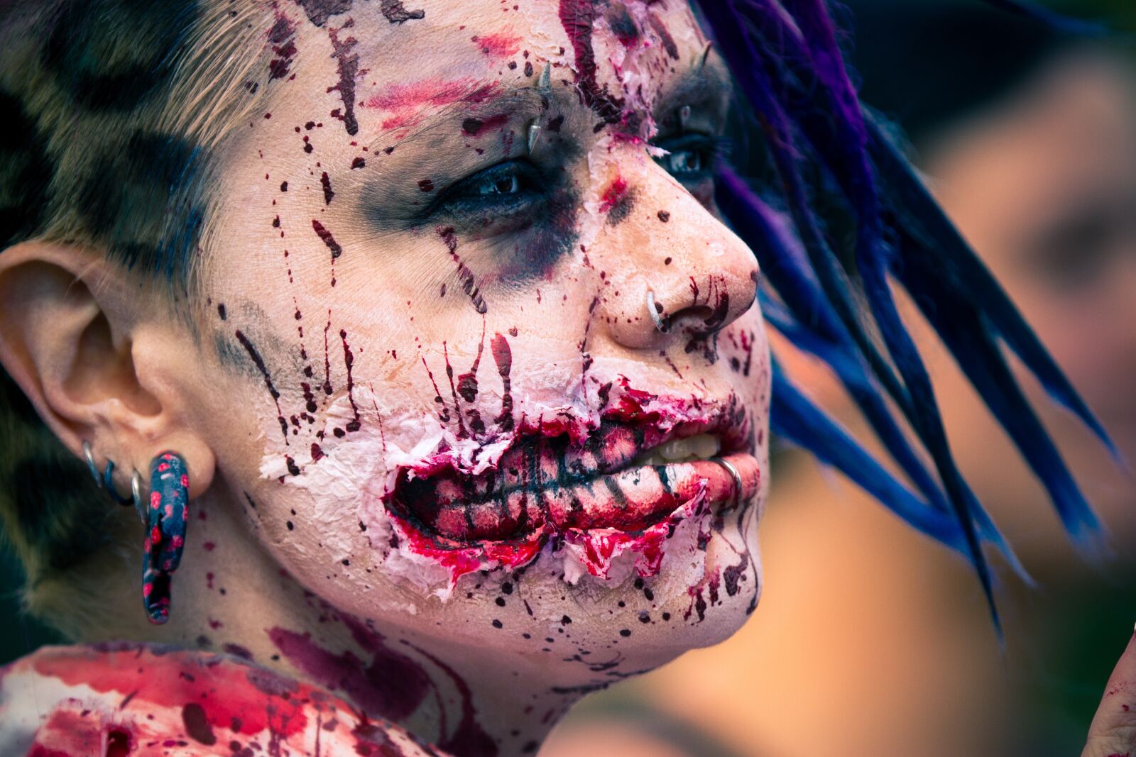Canon EF 100-400mm F4.5-5.6L IS USM sample photo. Zombie, zombie walk, undead photography