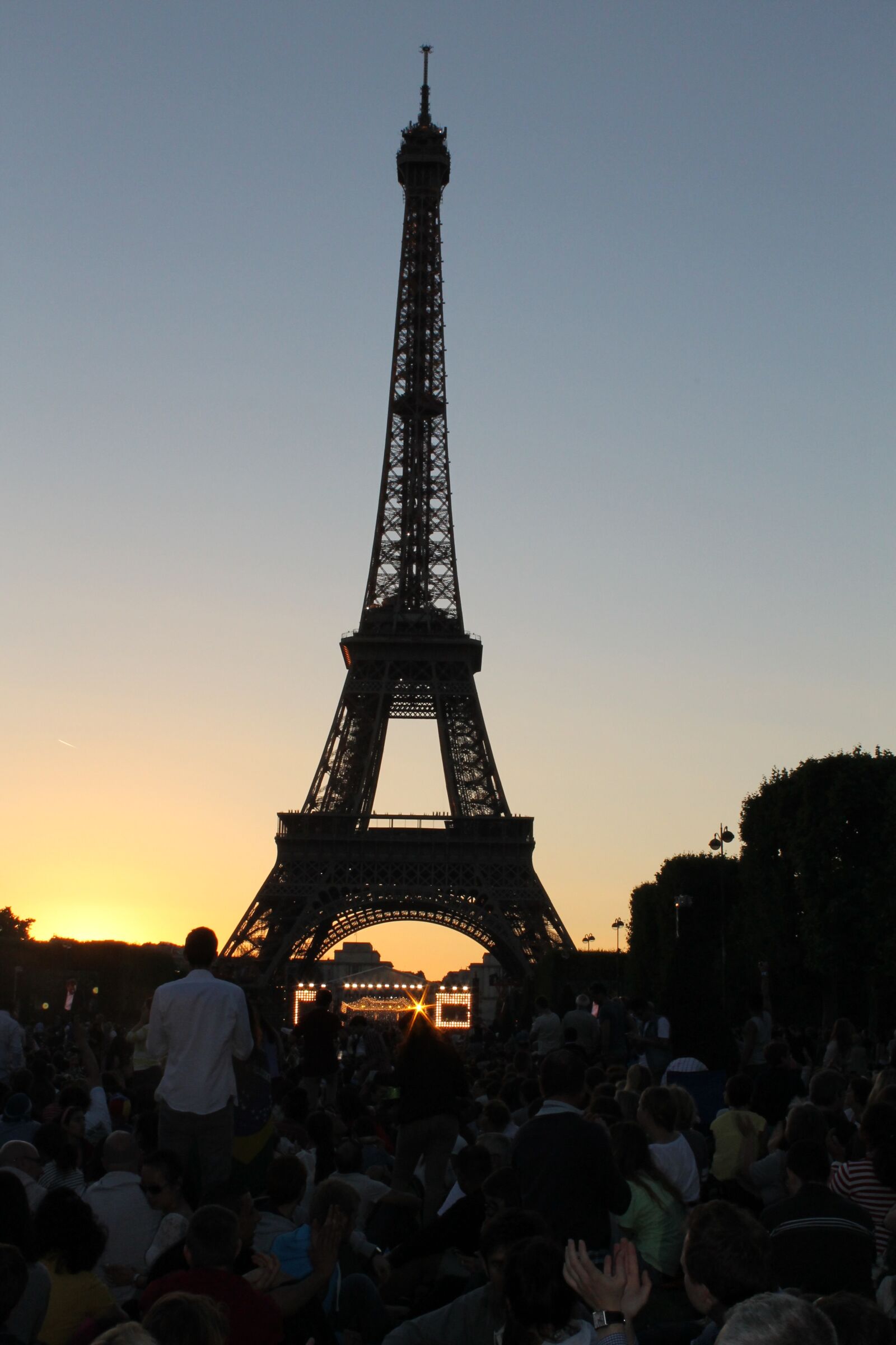 Canon EOS 1100D (EOS Rebel T3 / EOS Kiss X50) sample photo. Eiffel tower, night, eiffel photography