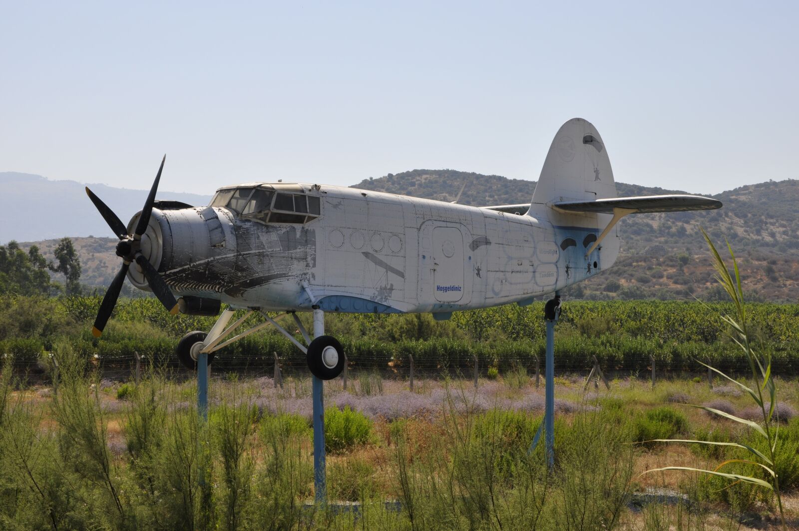Nikon D90 sample photo. Travel, aircraft, sky photography