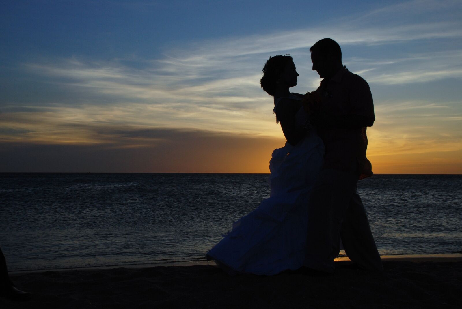 Nikon D80 sample photo. Couple, wedding, married photography