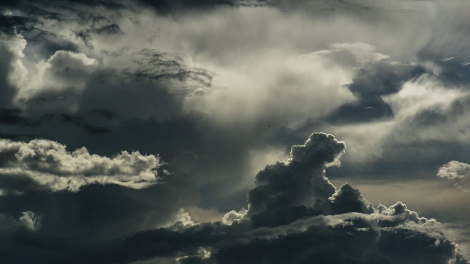 Nikon D5300 sample photo. Clouds, weather, lookup photography