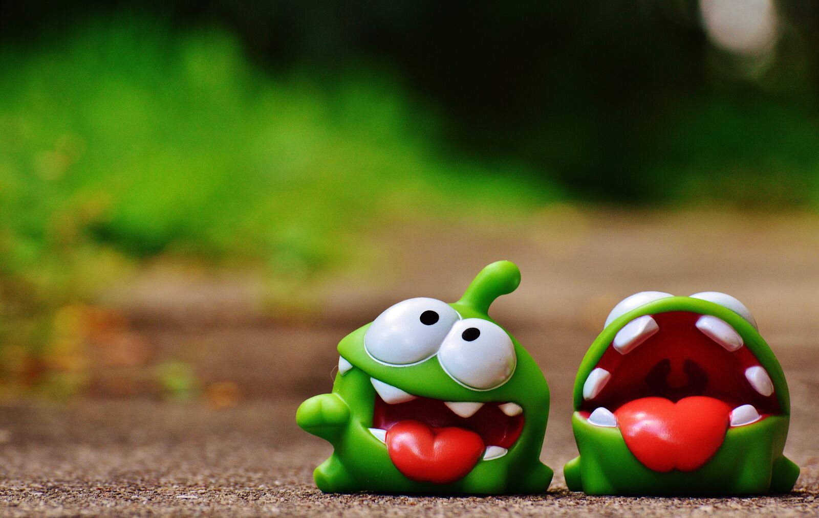 Nikon D3200 sample photo. Cut the rope, figures photography