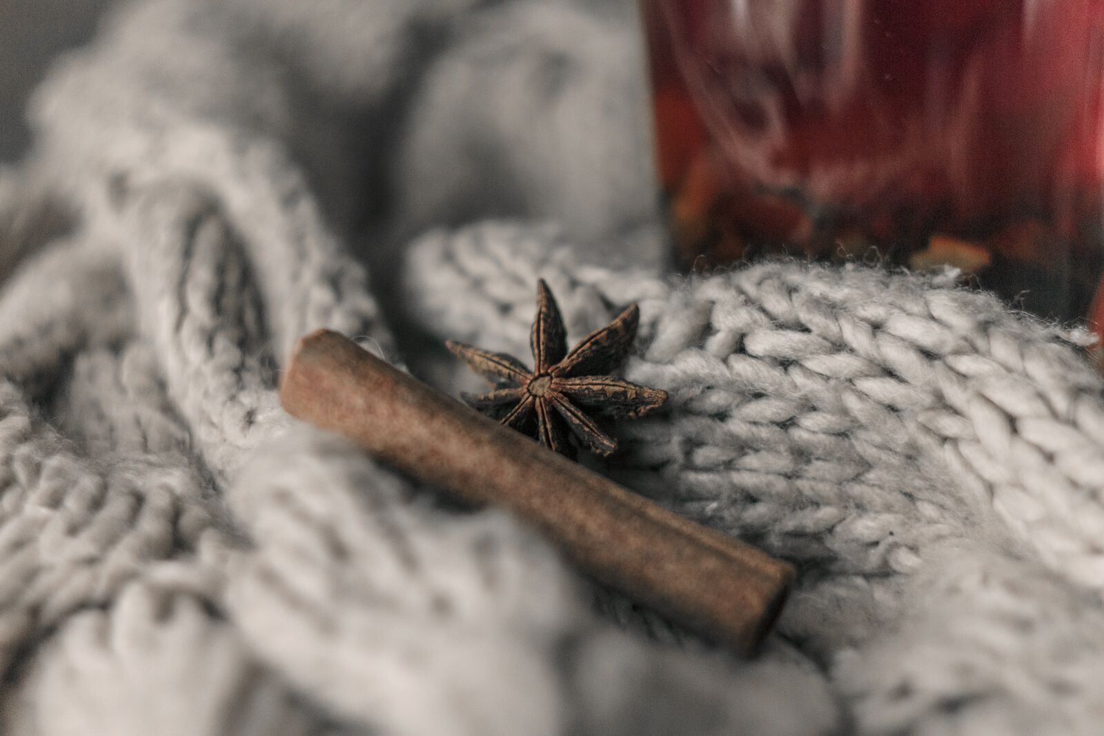 Canon EOS 1200D (EOS Rebel T5 / EOS Kiss X70 / EOS Hi) sample photo. Tea, heat, winter photography