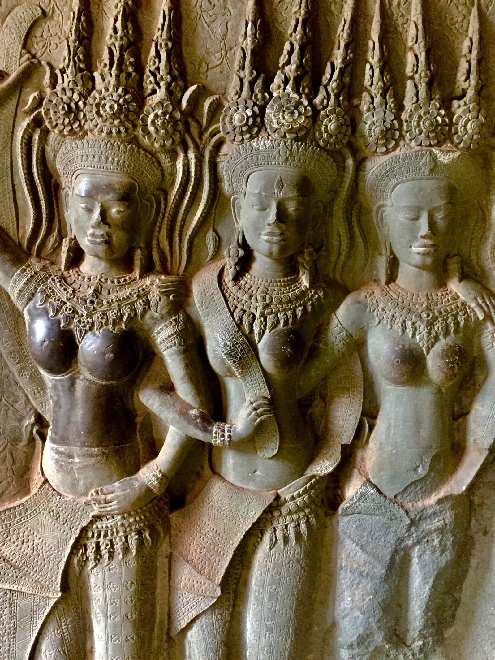 iPhone 6 back camera 4.15mm f/2.2 sample photo. Angkor, cambodia, archeological park photography