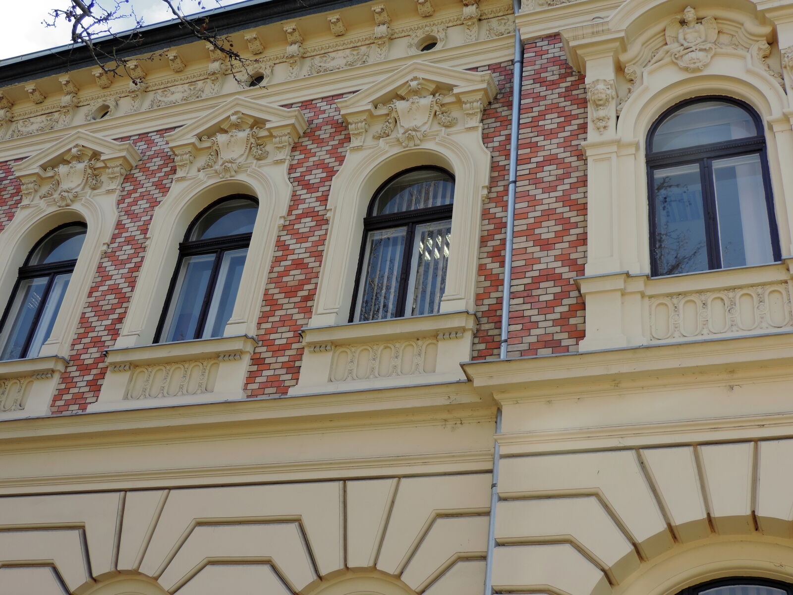 Nikon Coolpix P520 sample photo. Baroque, museum, building, facade photography