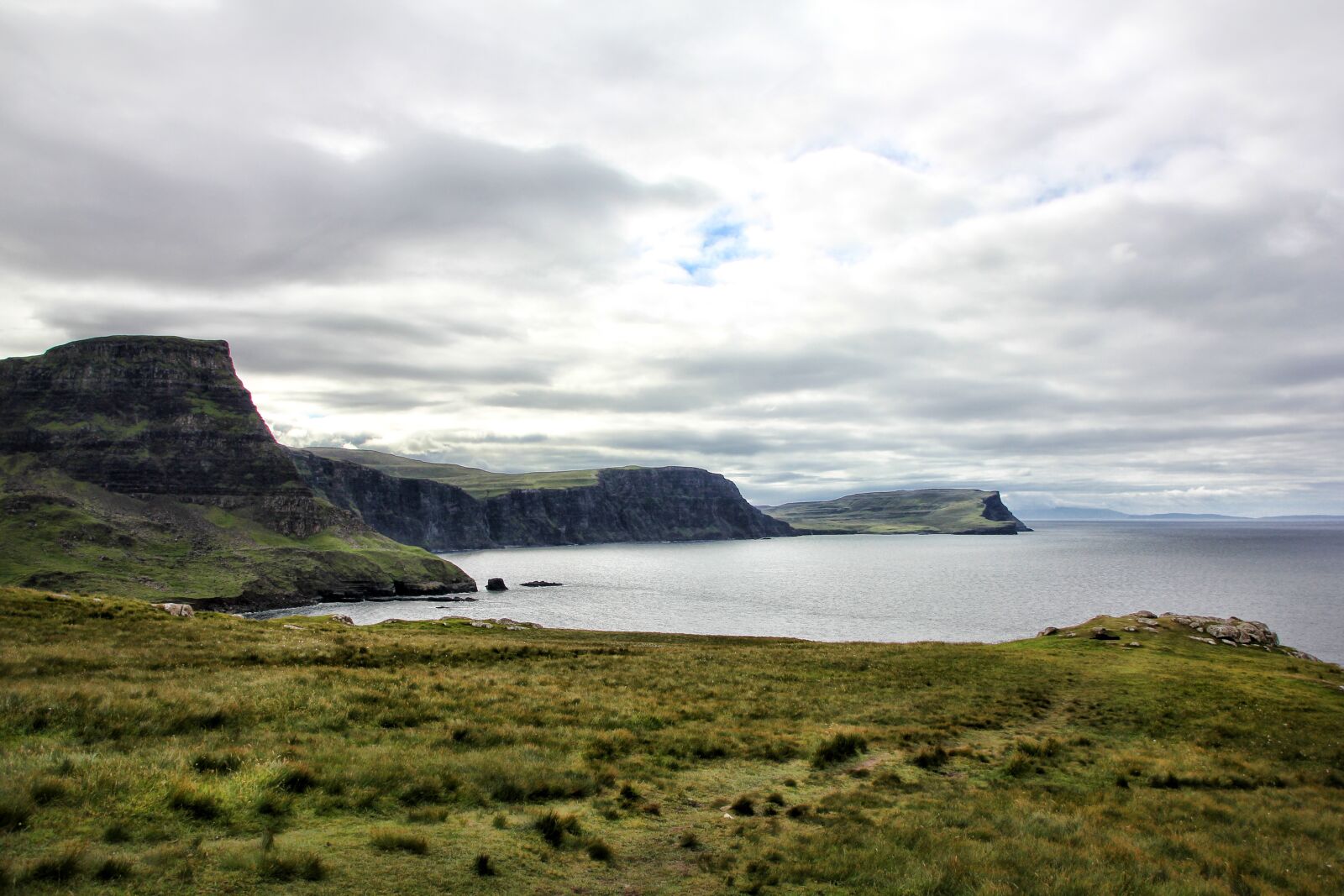 Canon EOS 550D (EOS Rebel T2i / EOS Kiss X4) sample photo. Scotland, coast, hebrides photography