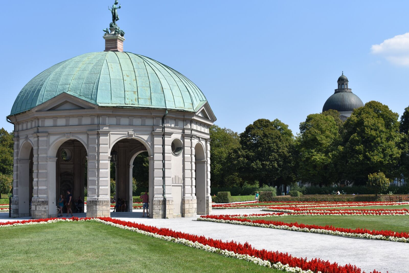 Nikon D3400 sample photo. Munich, courtyard garden, residence photography