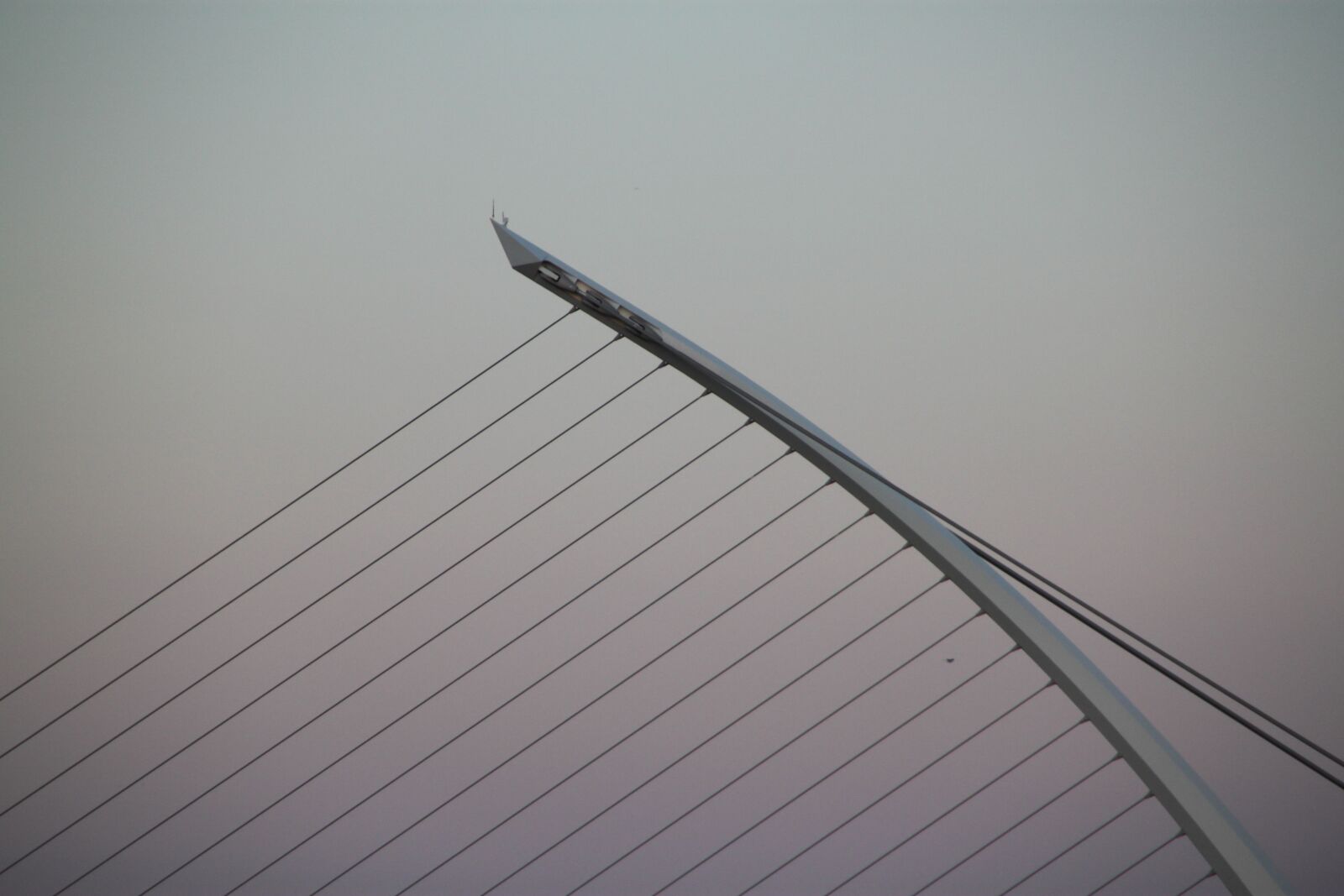 Canon EOS 500D (EOS Rebel T1i / EOS Kiss X3) sample photo. Samuel beckett bridge, dublin photography