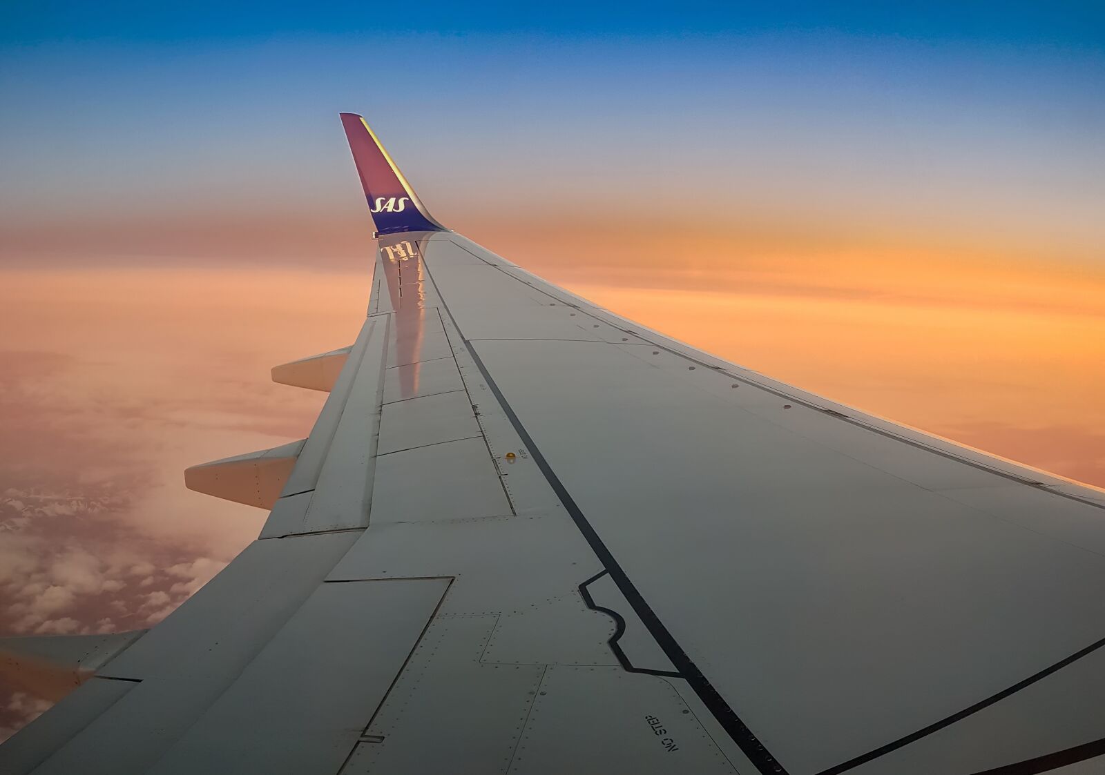 Samsung Galaxy S8 sample photo. Flight, sky, freedom photography