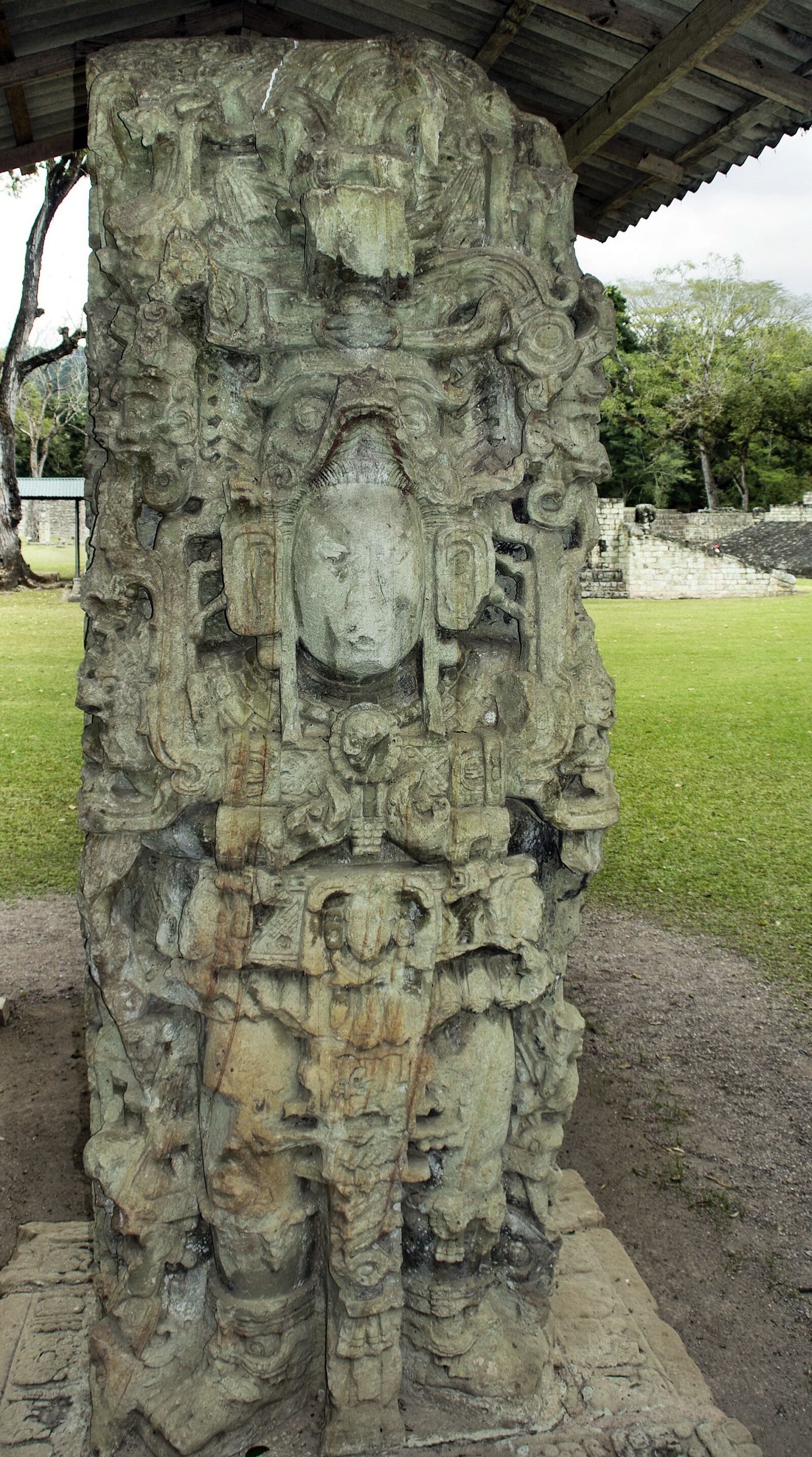 Pentax K200D sample photo. Honduras, copán, stone photography