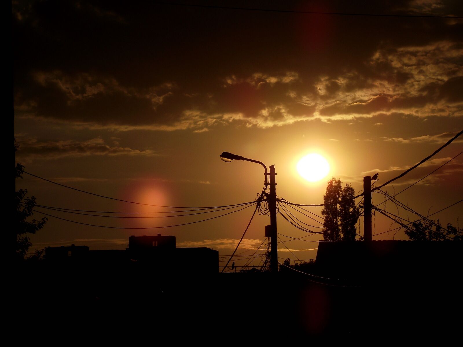 Fujifilm FinePix S1900 sample photo. Sunset, city photography