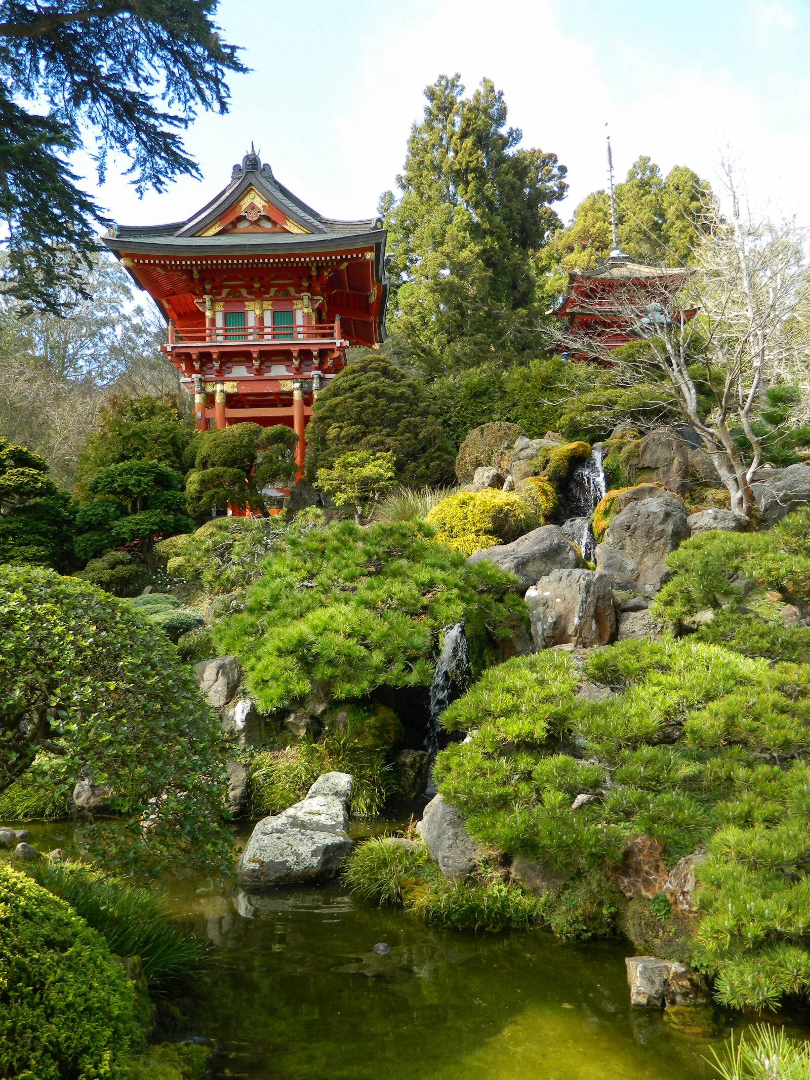 Nikon COOLPIX L310 sample photo. Japanese, architecture, temple photography