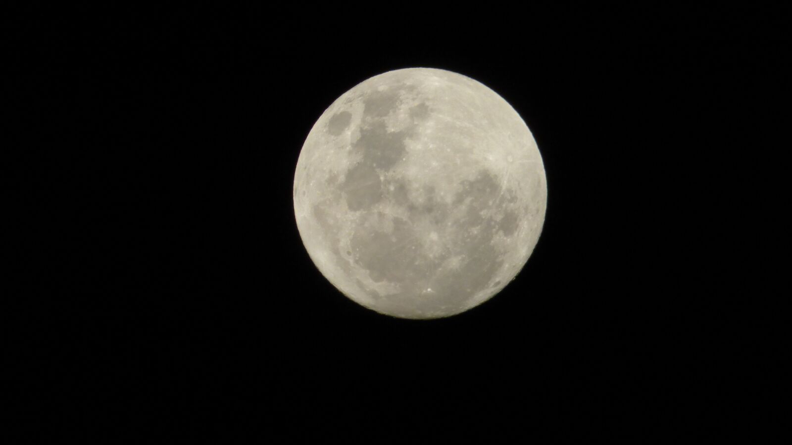 Panasonic Lumix DMC-FZ70 sample photo. Luna, moon, universo photography