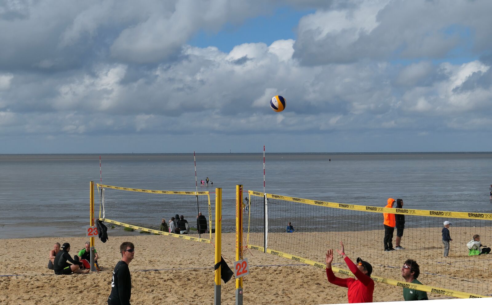 Panasonic Lumix DMC-LX10 (Lumix DMC-LX15) sample photo. Volleyball, beach volleyball, beach photography
