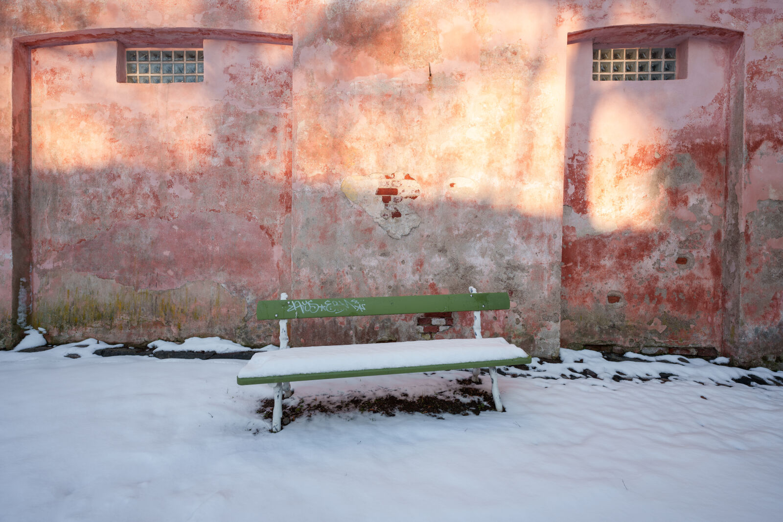 Sigma 14mm F1.4 DG DN sample photo. Bench of solitude photography