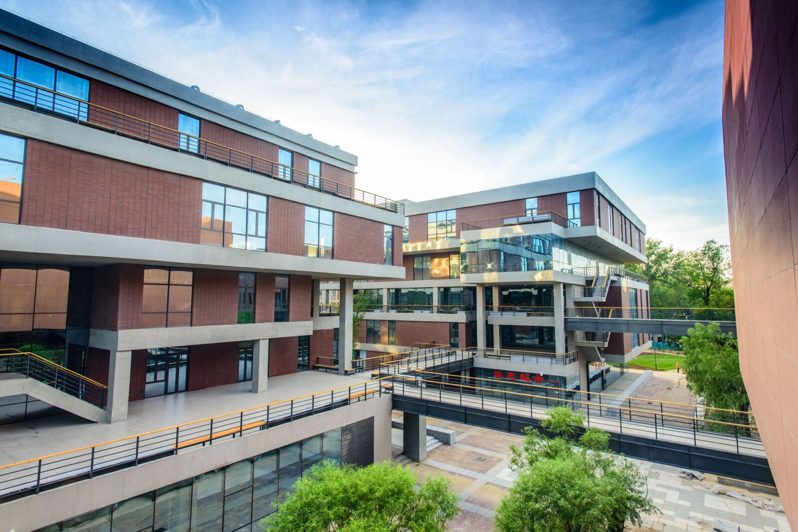 Nikon D810 sample photo. Campus, building, scenery photography