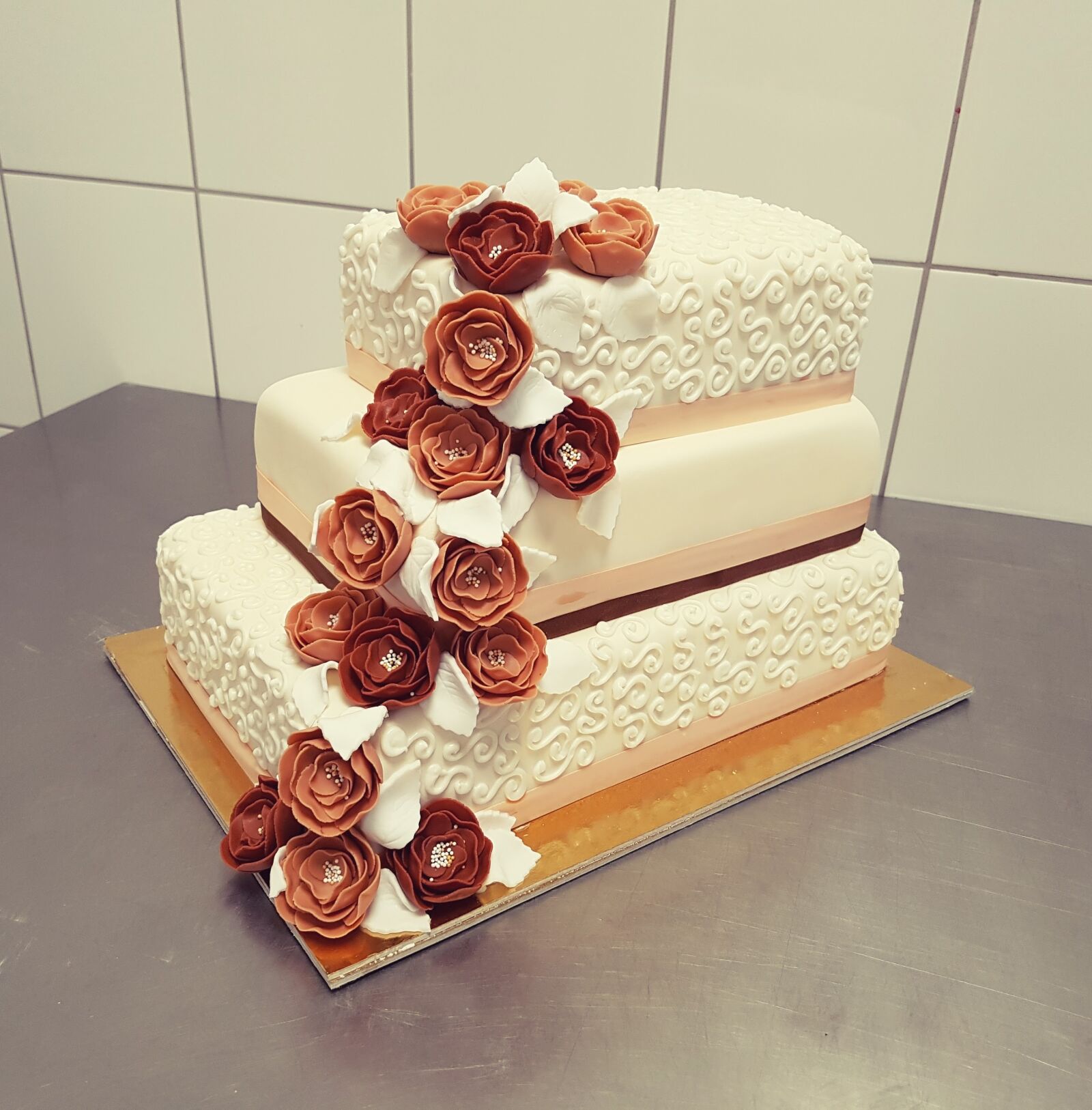 Samsung Galaxy S7 Edge sample photo. Wedding, cake, wedding party photography