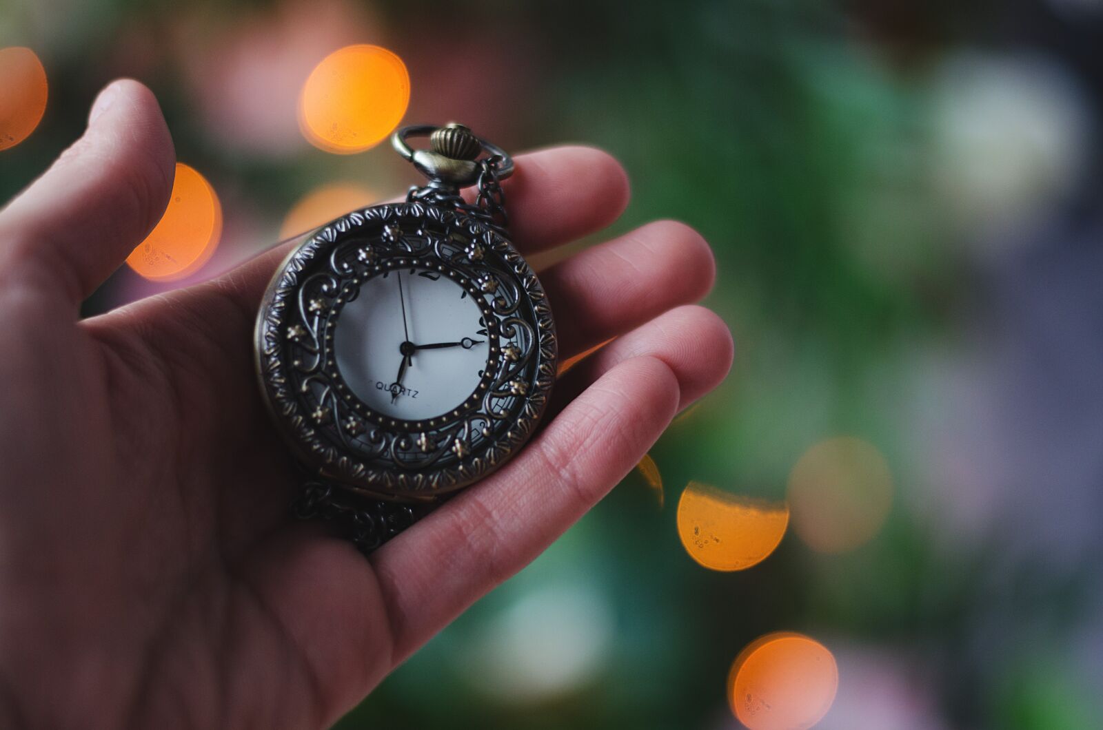 Nikon D7000 sample photo. Time, clock, antiques photography