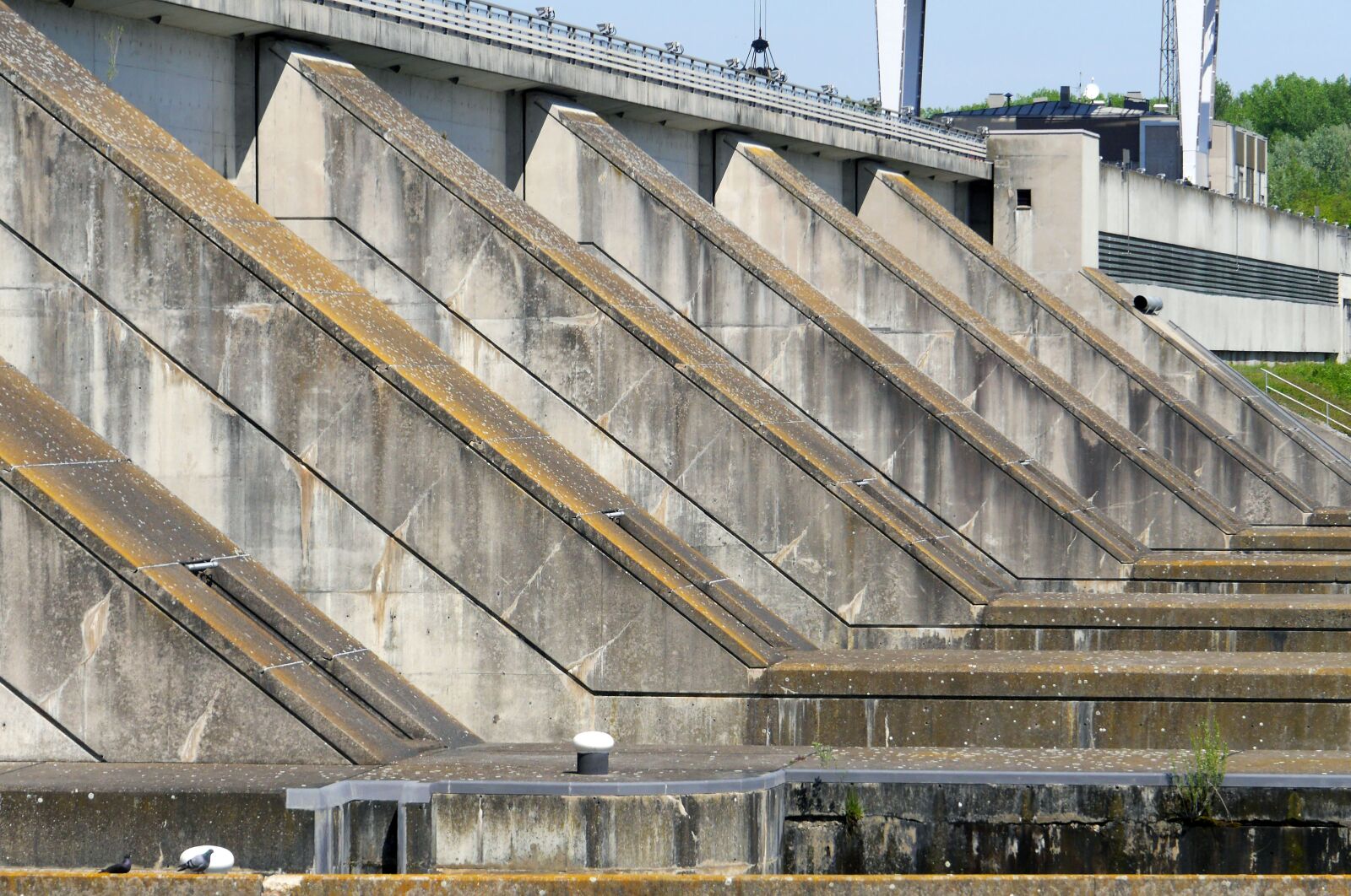 Panasonic Lumix DMC-GH3 sample photo. Danube sluice, blocking factory photography