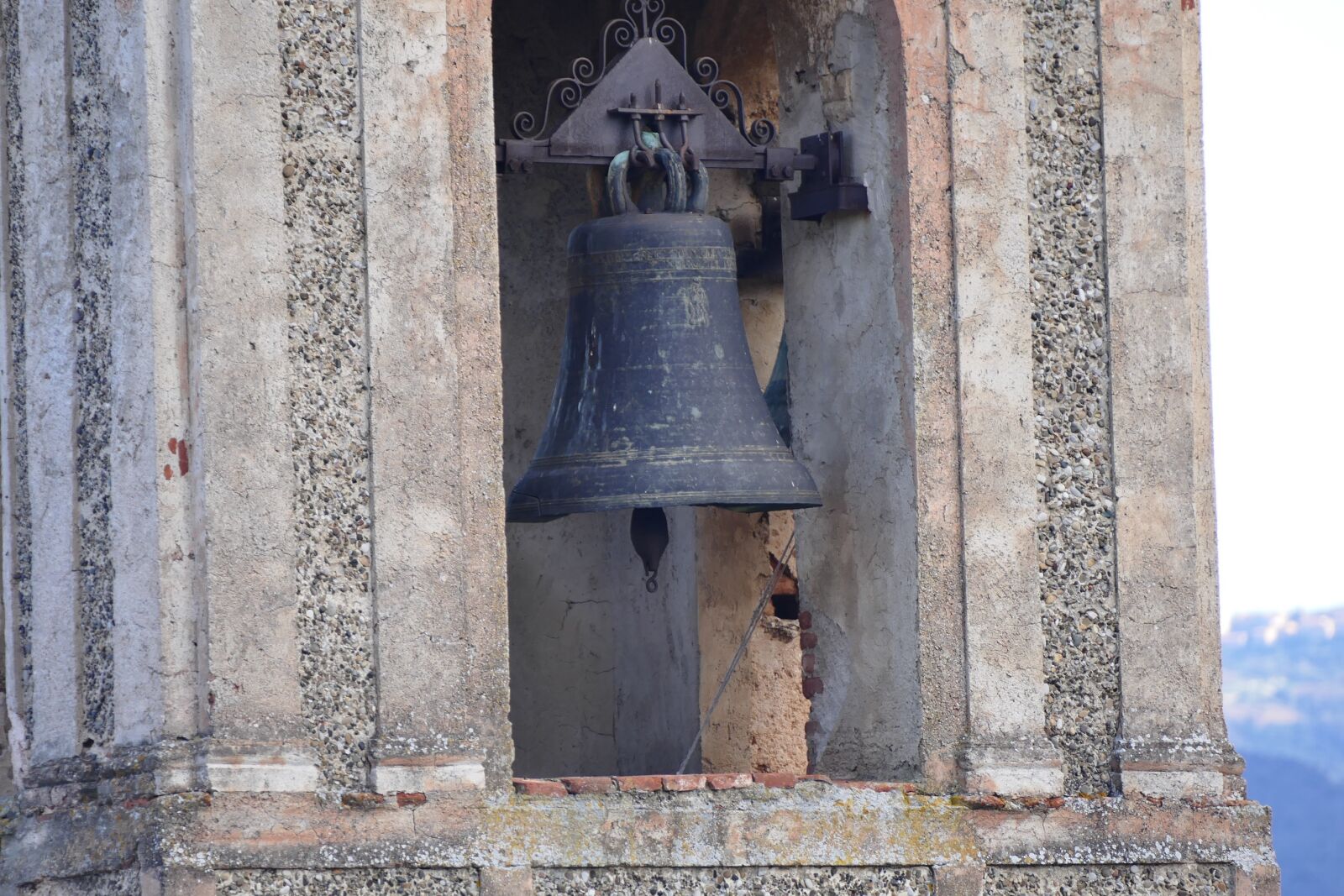 Panasonic Lumix DMC-FZ1000 sample photo. Bell tower, bell, italy photography