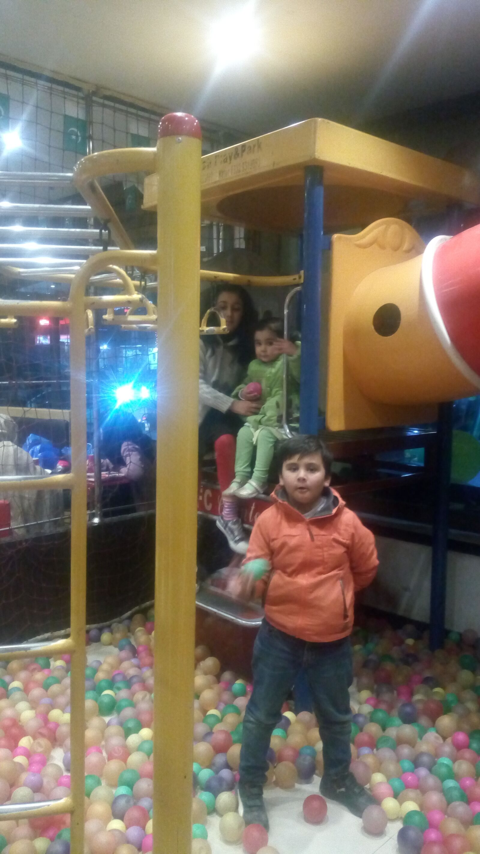 Infinix NOTE 2 LTE sample photo. Kids' game, play, game photography