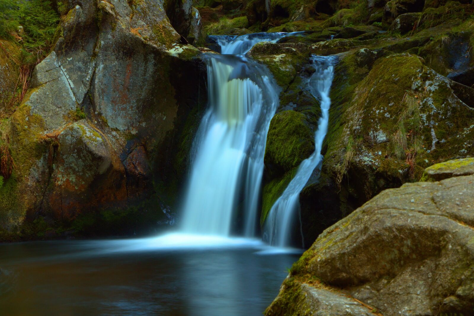 Canon EOS 760D (EOS Rebel T6s / EOS 8000D) sample photo. Waterfall, water, nature photography