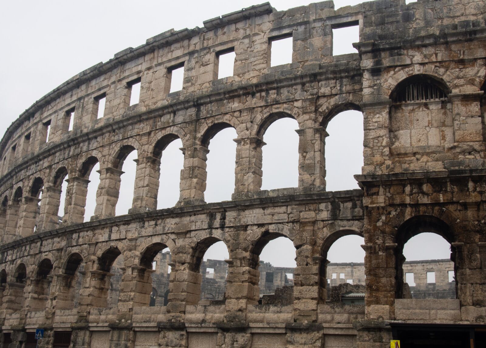 Olympus PEN E-PL5 sample photo. Croatia, pula, architecture photography