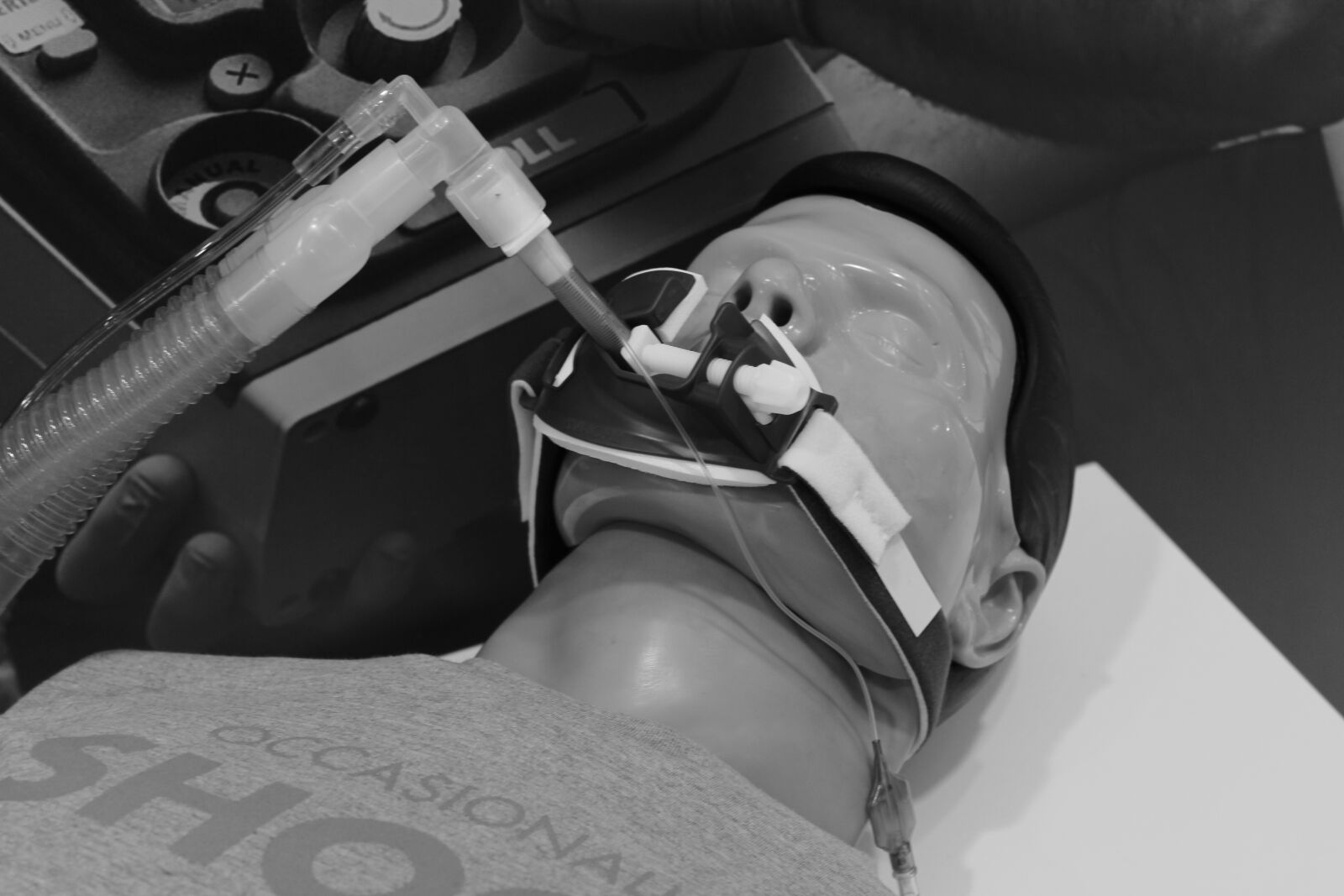Canon EOS 600D (Rebel EOS T3i / EOS Kiss X5) sample photo. Medicine, simulation, doctor photography