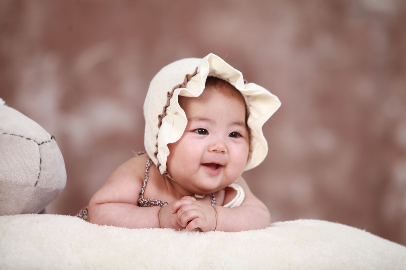 Canon EOS 5D Mark II sample photo. Baby, children, one hundred photography
