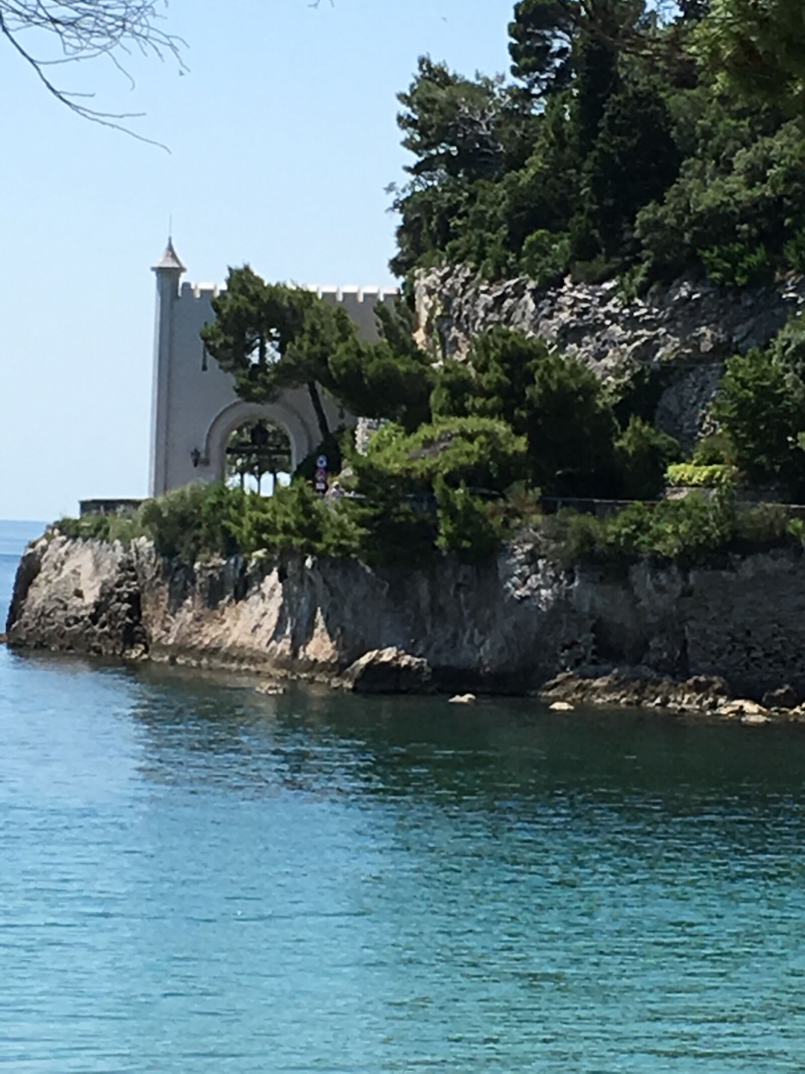 iPhone SE back camera 4.15mm f/2.2 sample photo. Castle, sea, trieste photography