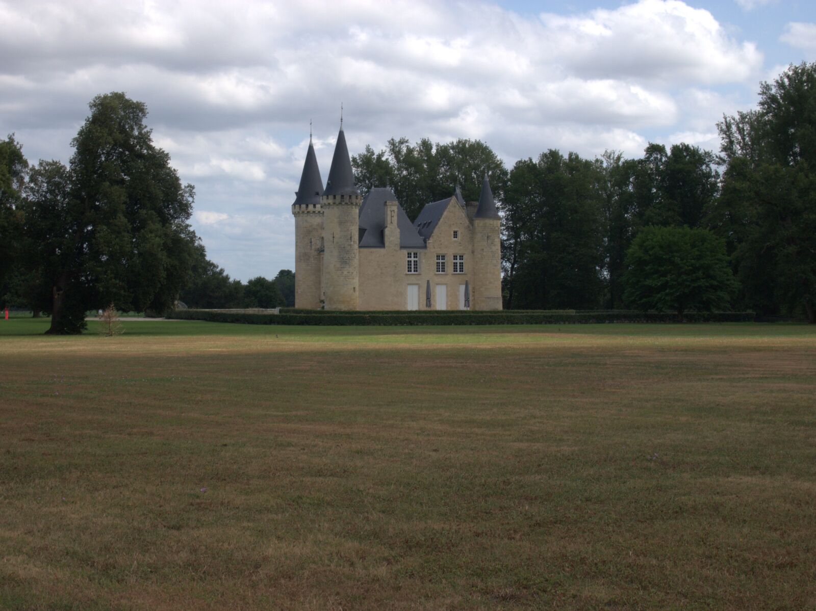 Olympus PEN E-PL3 sample photo. Chateau, france, bourdeaux photography