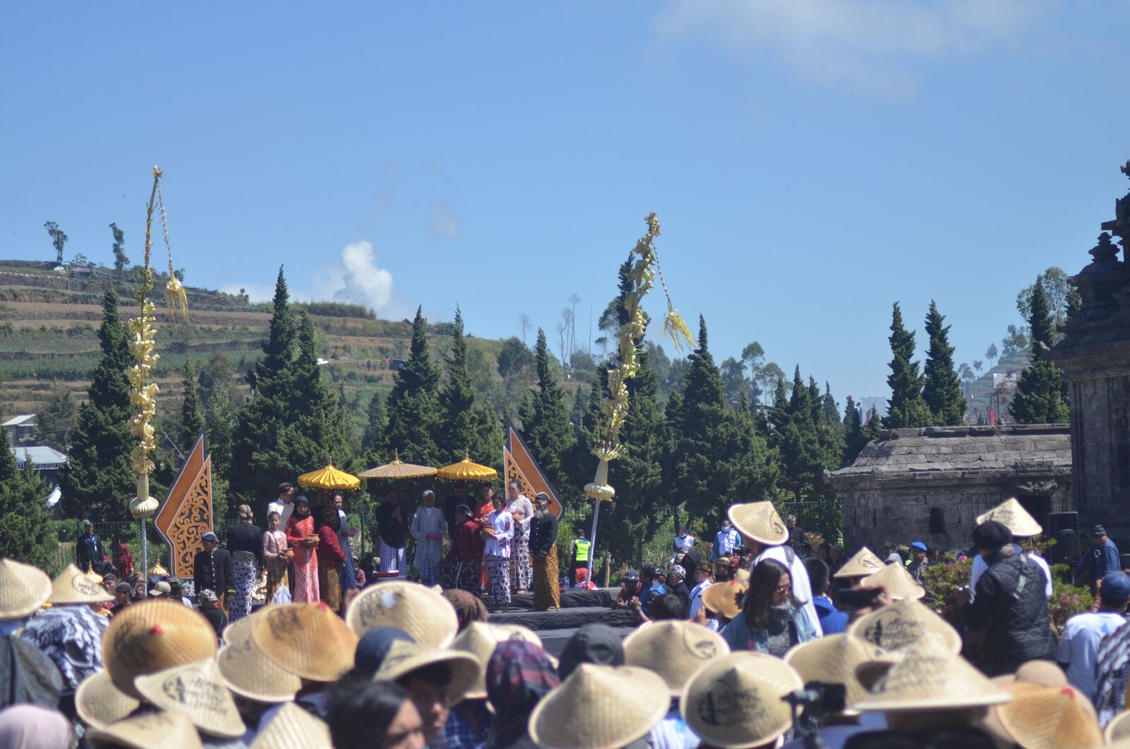 Nikon D5100 sample photo. Dieng, culture, festival photography