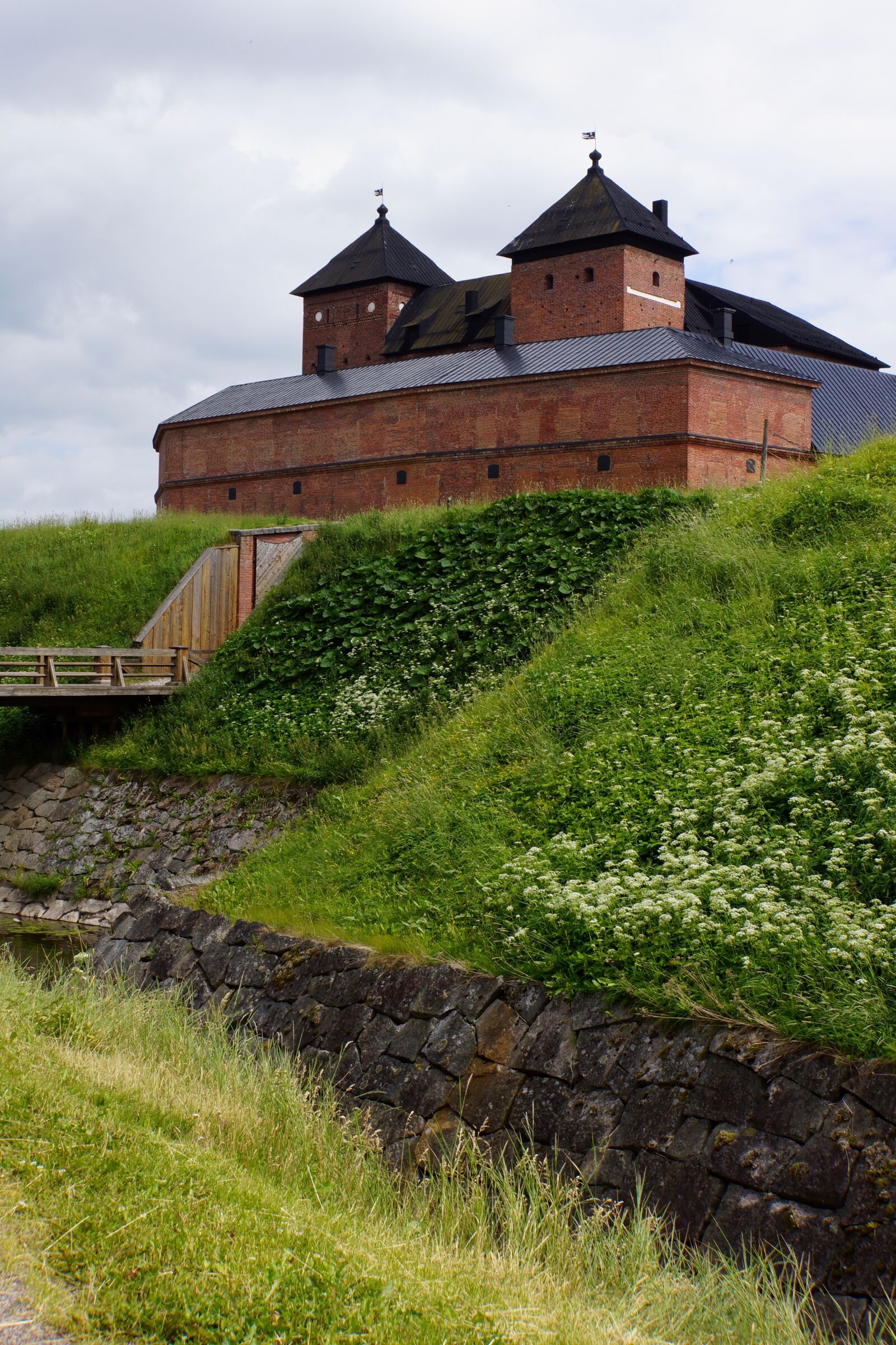 Sony Alpha NEX-7 sample photo. Finnish, castle, h me photography