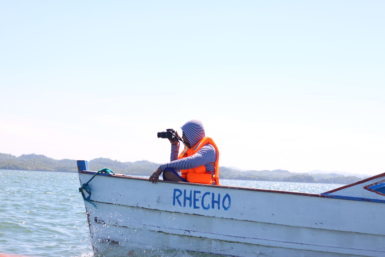 Canon EOS 500D (EOS Rebel T1i / EOS Kiss X3) sample photo. Photographer, sea, ocean photography