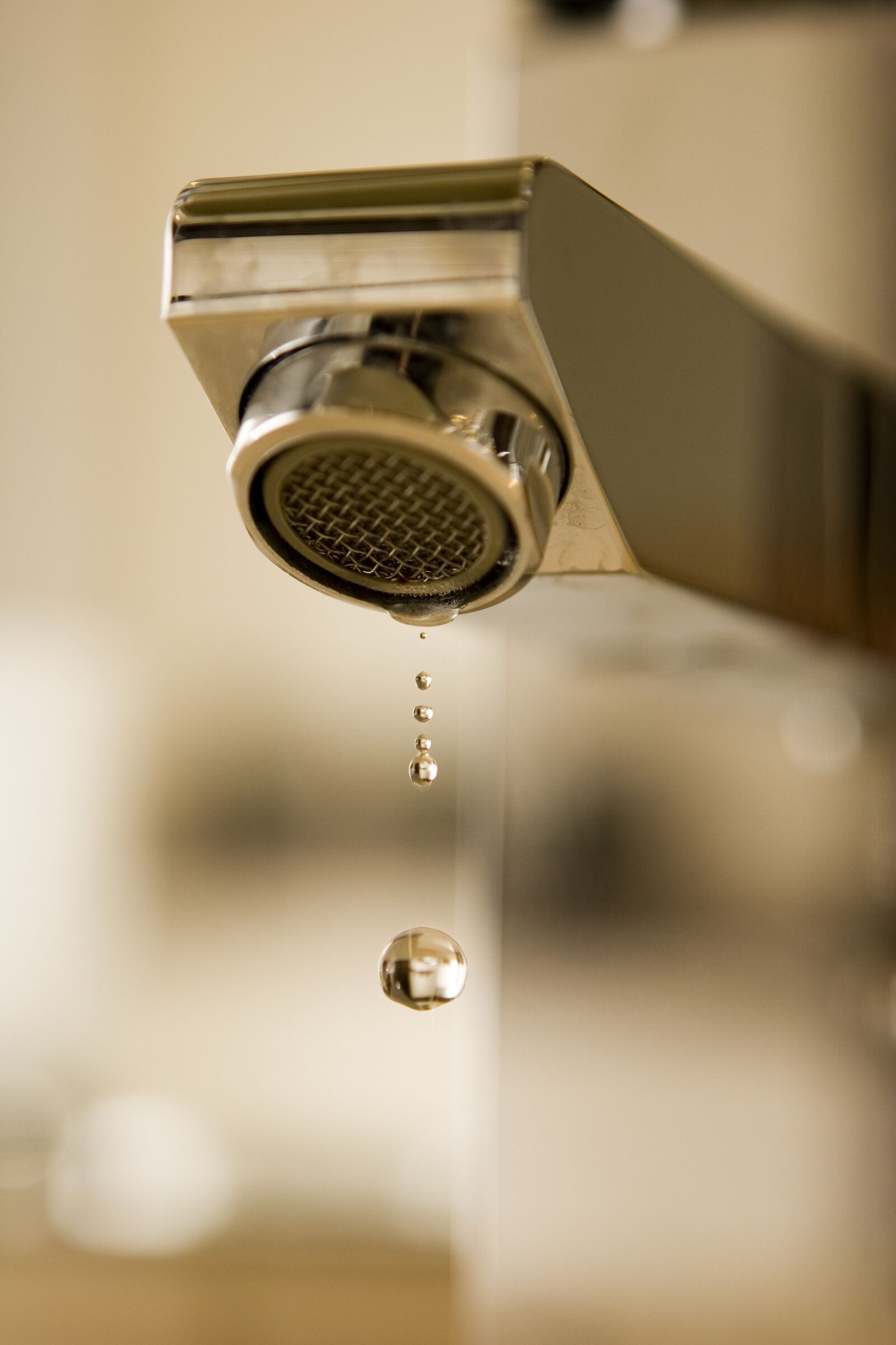 Canon EOS 20D sample photo. Taps, water, bathroom photography