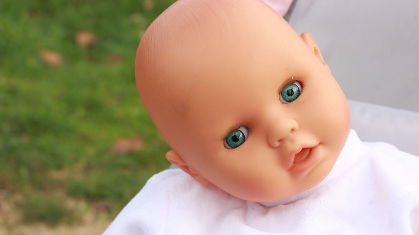 Canon EOS 600D (Rebel EOS T3i / EOS Kiss X5) sample photo. Baby, toy, child photography