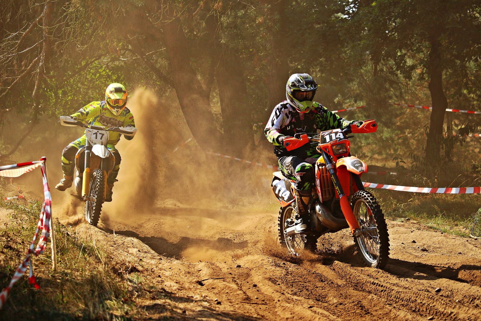 Canon EOS 100D (EOS Rebel SL1 / EOS Kiss X7) sample photo. Motocross, enduro, motorsport photography