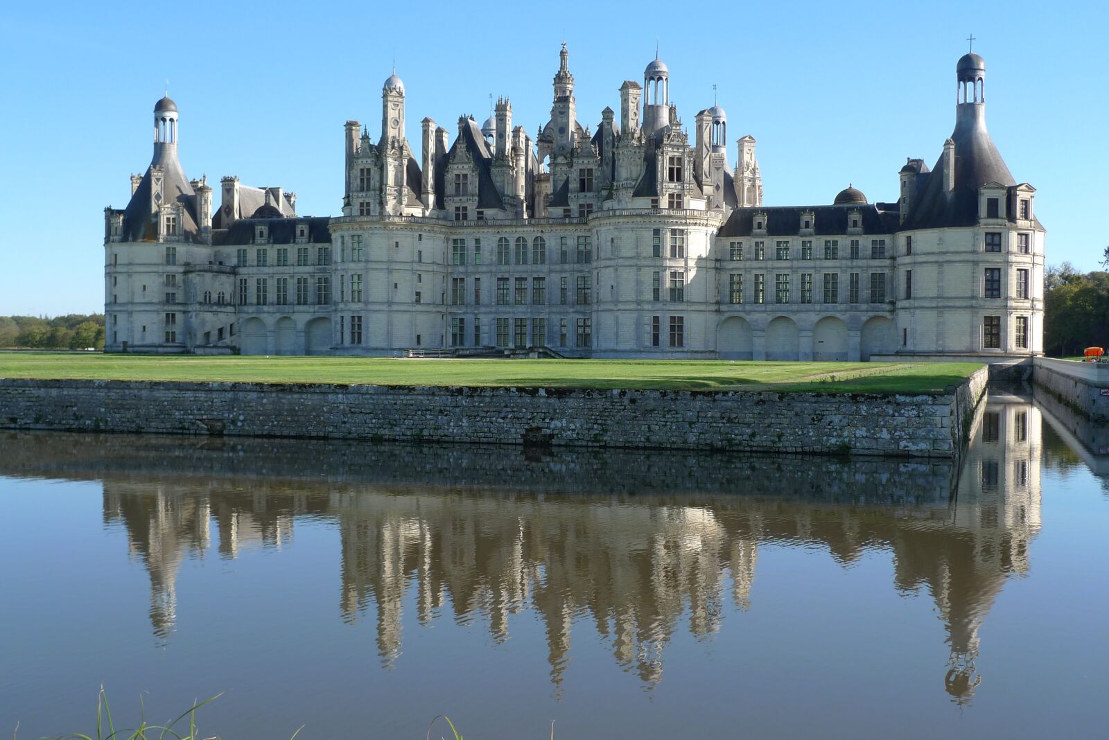 Panasonic Lumix DMC-LX3 sample photo. Chambord, castle, france photography