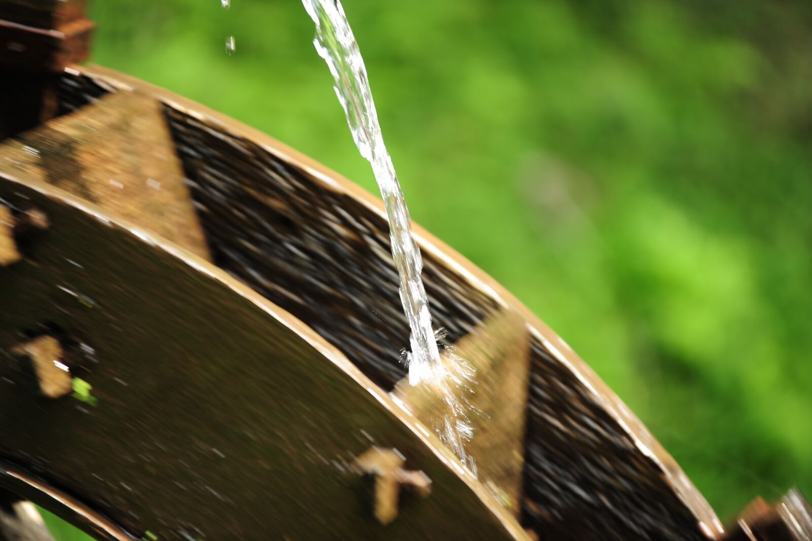 Nikon D700 sample photo. Waterwheel, temple, autumn photography