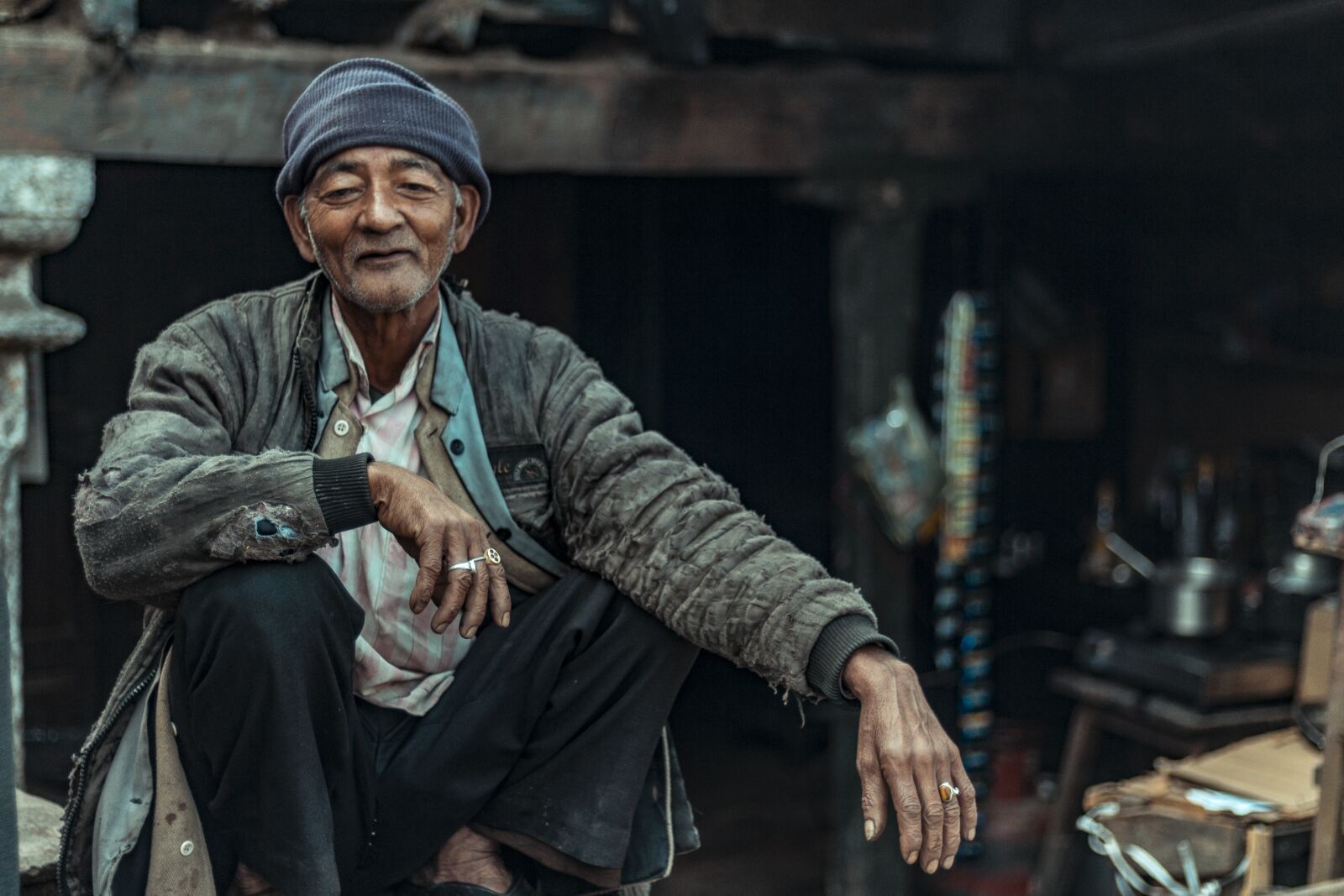 Canon EOS 700D (EOS Rebel T5i / EOS Kiss X7i) + Canon EF 50mm F1.8 II sample photo. Old man, village, man photography