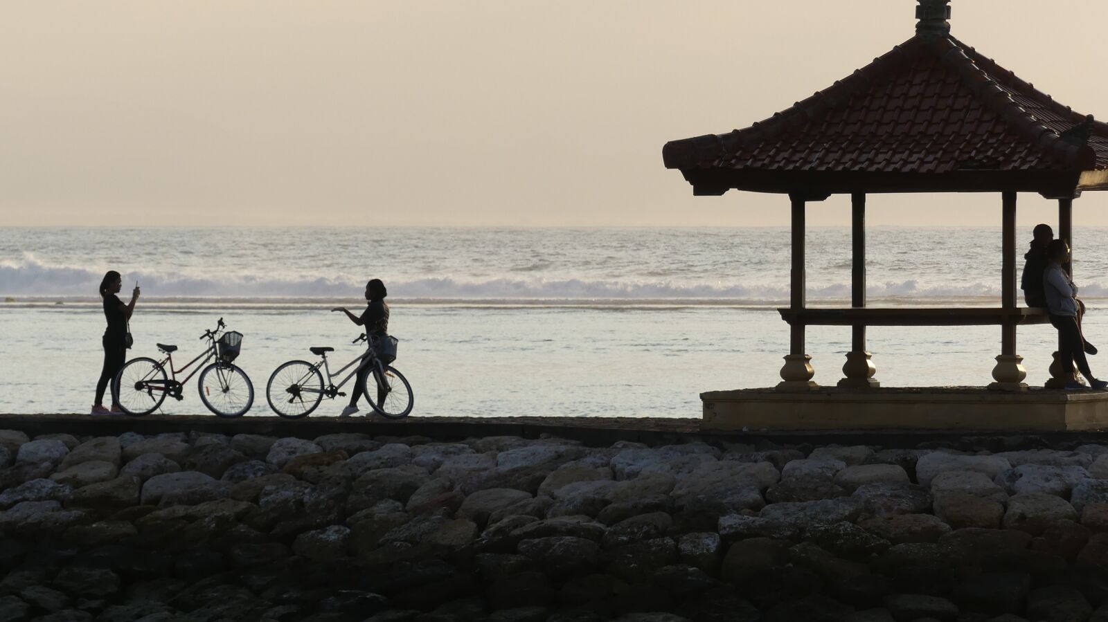 Panasonic Lumix DMC-FZ300 sample photo. Bali, indonesia, sanur photography