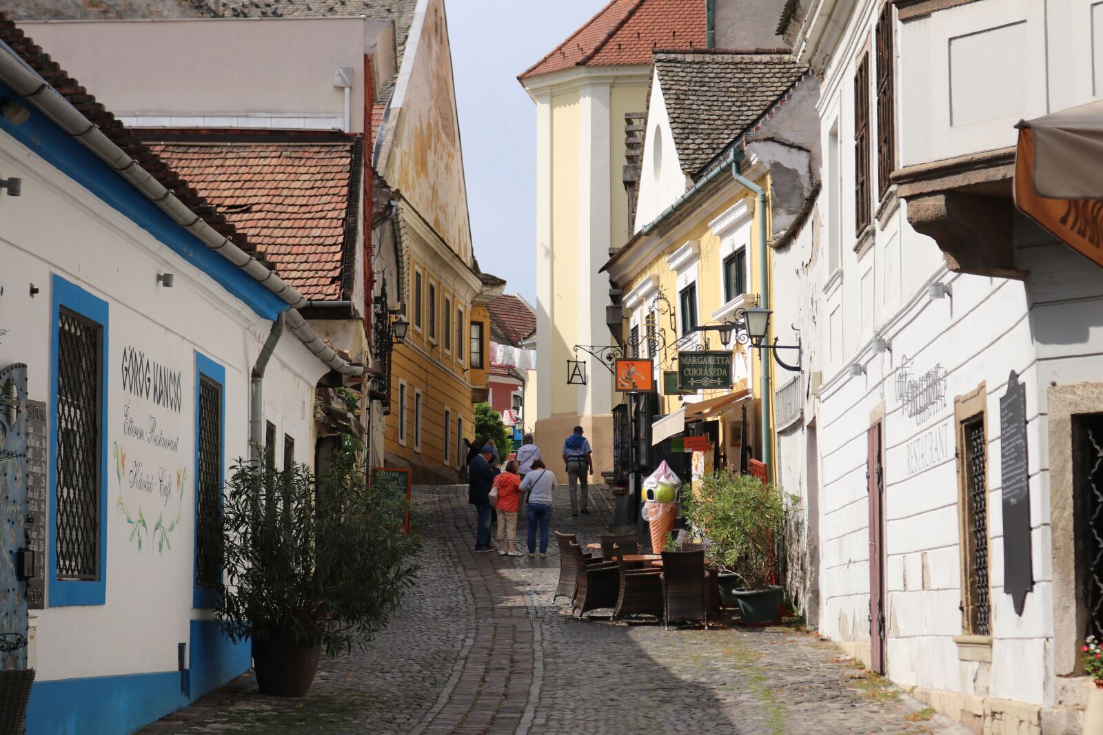 Canon EOS 80D sample photo. Hungary, szentendre, street photography
