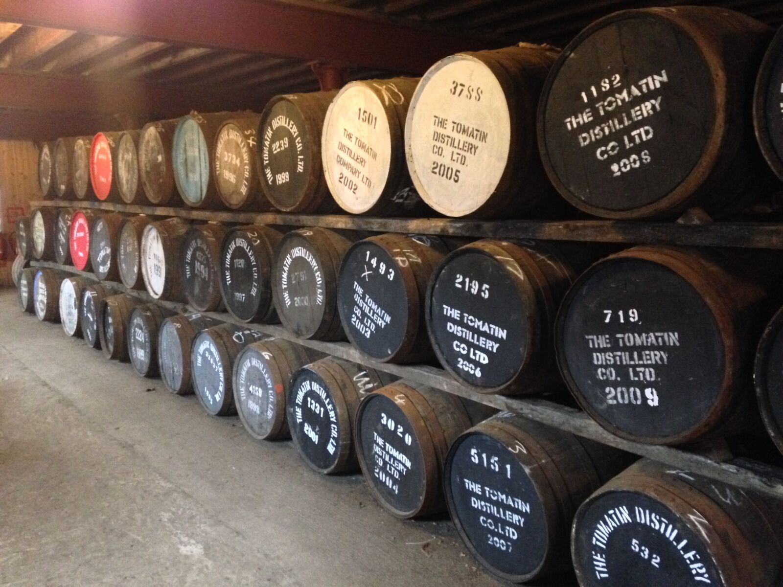 iPhone 5c back camera 4.12mm f/2.4 sample photo. Scotland, whisky, barrel photography