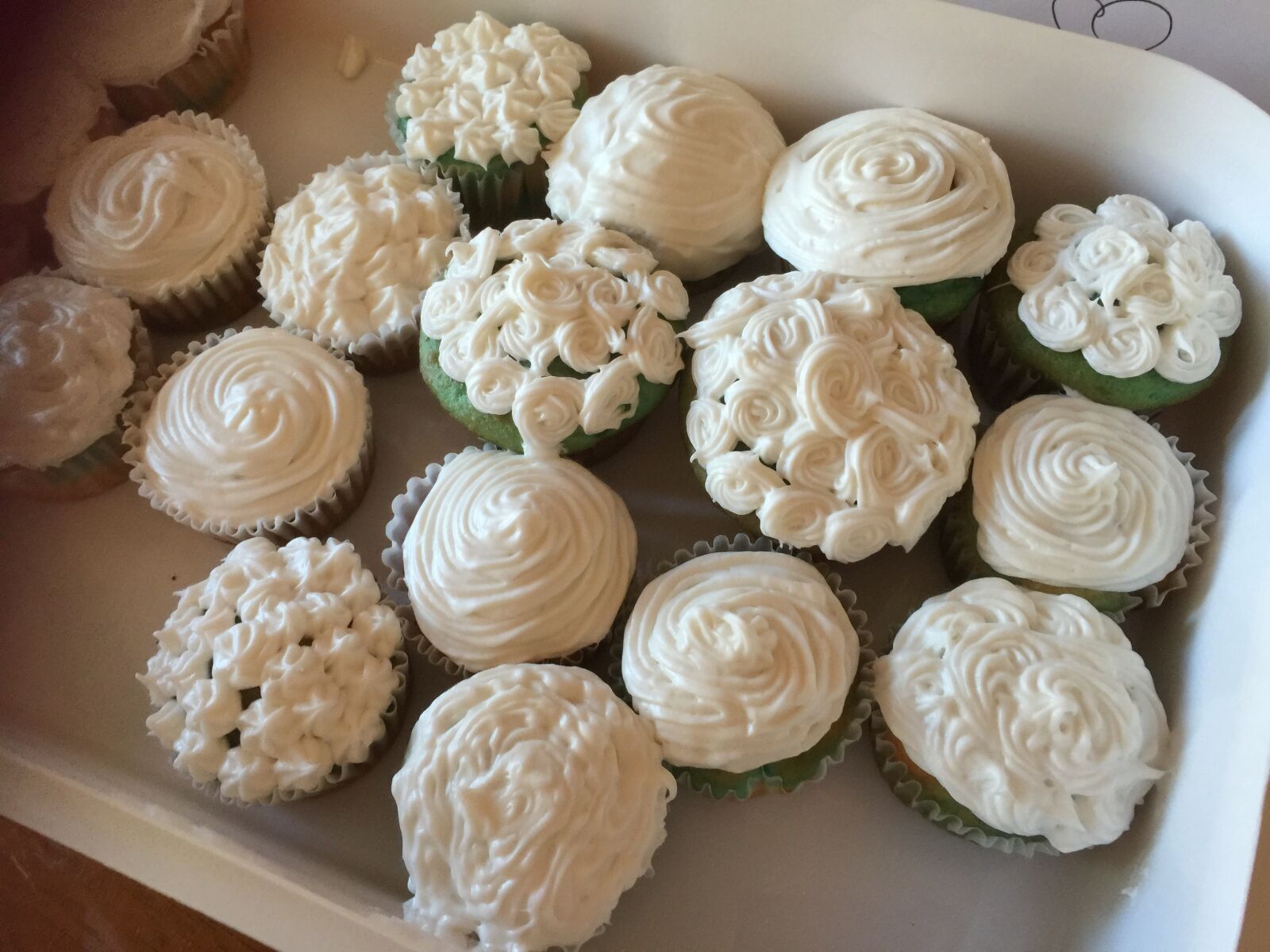 iPhone 6 Plus back camera 4.15mm f/2.2 sample photo. Cupcake, cup cake, frosting photography