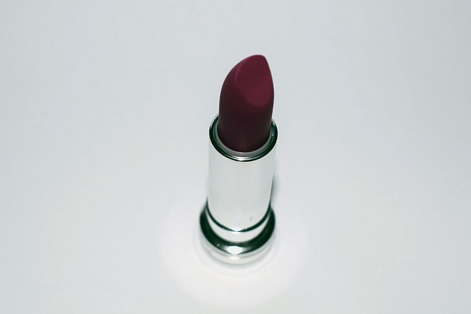 Nikon D3300 sample photo. Lipstick, lippenstift, texture photography