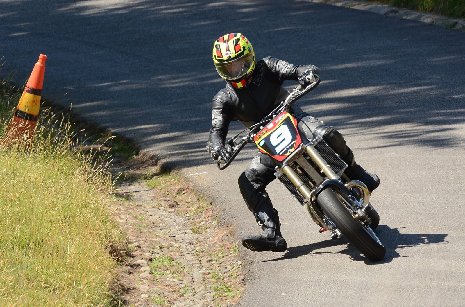 Nikon D7100 sample photo. Motorbike, leaning, hillclimb photography